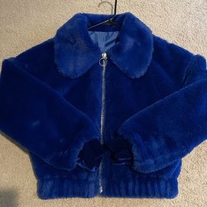 Faux fur cropped jacket